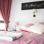 Bed & Breakfast La Ballena