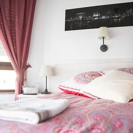 Bed & Breakfast Alojamiento La Ballena