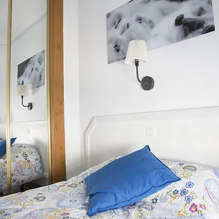 Alojamiento La Ballena * Santoña