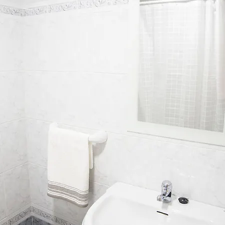 Bed and Breakfast Miramar Santoña