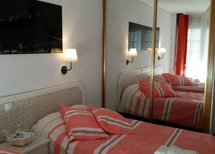 Alojamiento La Ballena Santoña