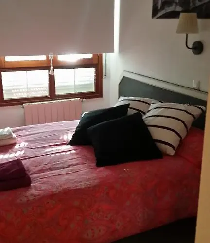 Bed & Breakfast Alojamiento La Ballena Santoña